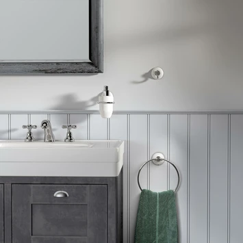 Tiger Ivy zeepdispenser 200ml chroom/wit keramiek Tiger Ivy Zeepdispenser 200ml Chroom/wit Keramiek -Badkamerwinkel Voor Thuis 123 1345