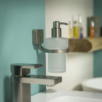Tiger Zeepdispenser Impuls Hangend RVS Tiger Zeepdispenser Impuls Hangend RVS -Badkamerwinkel Voor Thuis 123 1366