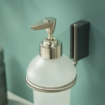 Tiger Zeepdispenser Cliqit Hangend Donkergrijs RVS Tiger Zeepdispenser Cliqit Hangend Donkergrijs RVS -Badkamerwinkel Voor Thuis 123 2081