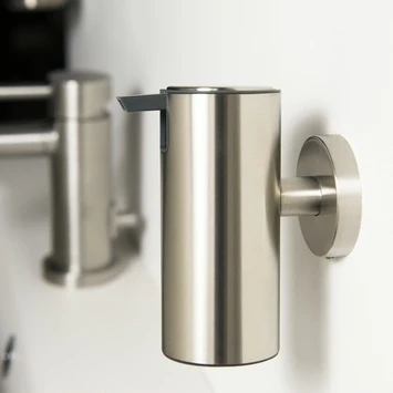 Tiger Zeepdispenser Boston Hangend Geborsteld RVS Tiger Zeepdispenser Boston Hangend Geborsteld RVS -Badkamerwinkel Voor Thuis 123 2110