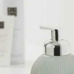 Sealskin Zeepdispenser Convex Licht Aqua 4 Sealskin Zeepdispenser Convex Licht Aqua -Badkamerwinkel Voor Thuis 123 2151