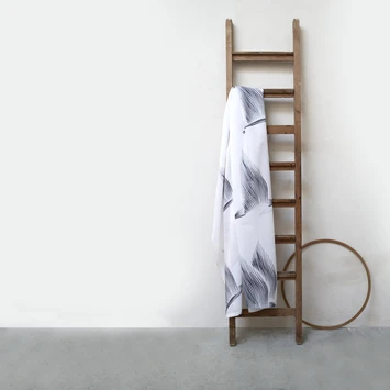 Sealskin douchegordijn birds 180x200cm zwart/wit Sealskin Douchegordijn Birds 180x200cm Zwart/wit -Badkamerwinkel Voor Thuis 123 4694