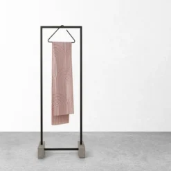 Sealskin Douchegordijn Brave 180x200cm D.roze/wit 6 Sealskin Douchegordijn Brave 180x200cm D.roze/wit -Badkamerwinkel Voor Thuis 123 4763