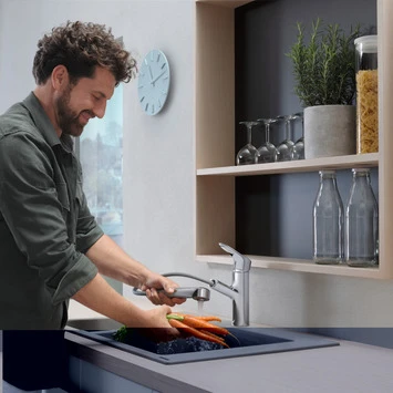 Hansgrohe keukenkraan Focus M43 met hendel en uittrekbare sproeikop Chroom 150 Hansgrohe Keukenkraan Focus M43 Met Hendel En Uittrekbare Sproeikop Chroom 150 -Badkamerwinkel Voor Thuis 123 7206